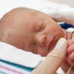 Os cuidados com os bebês prematuros para um desenvolvimento saudável